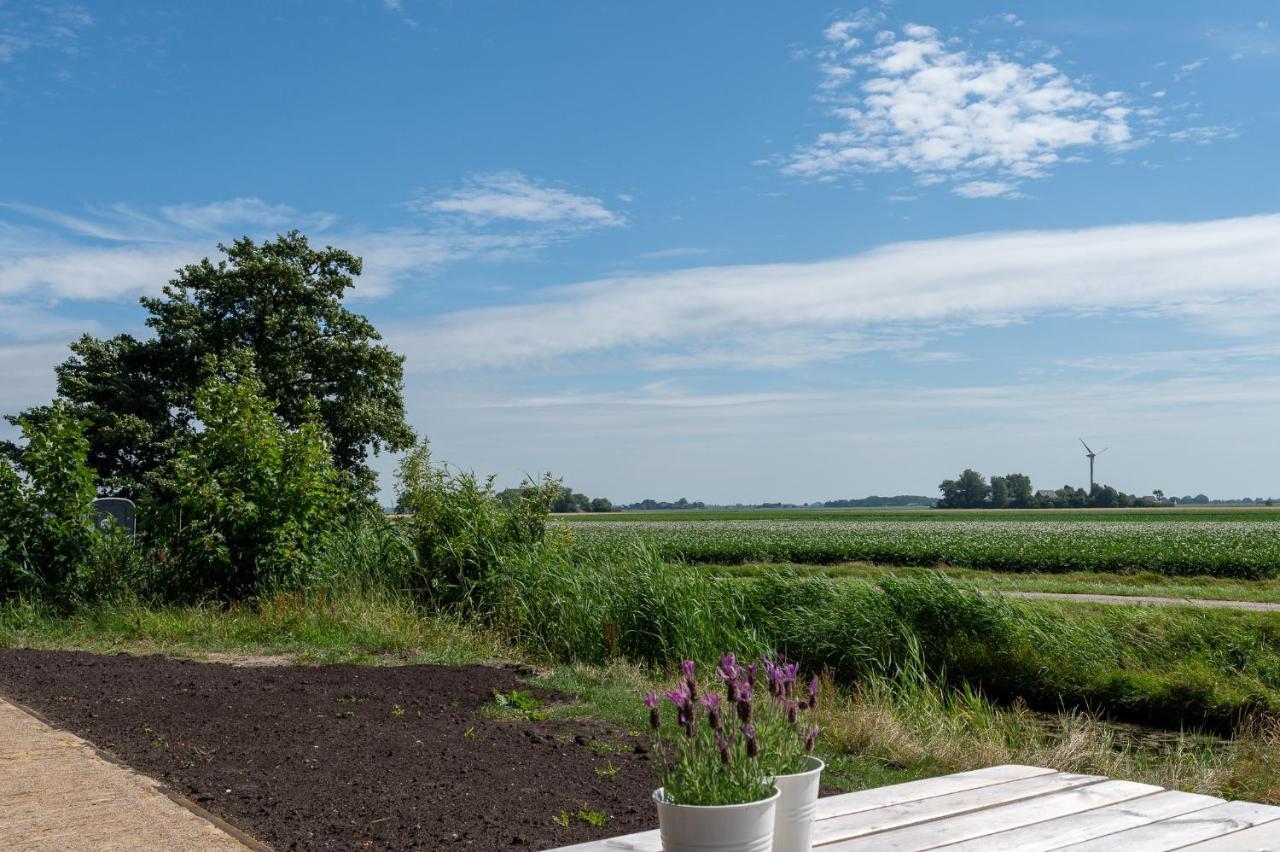 Appartement De Dageraad In Monumentale Boerderij Kimswerd Exteriér fotografie